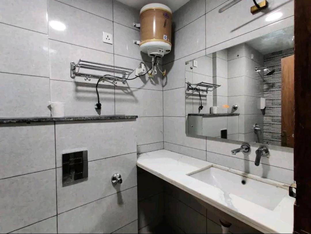 Hotel Bsh Group Noida Exterior foto